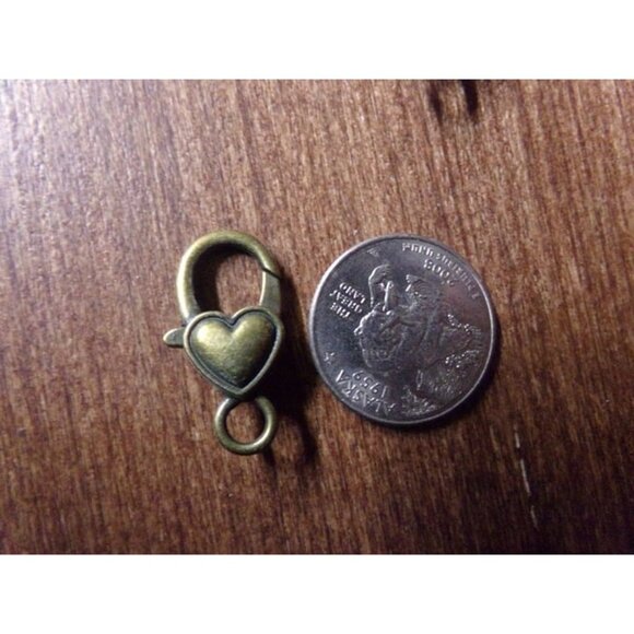 Antique Bronze Plated Large Heart Clasps Lot - Picture 2 of 3